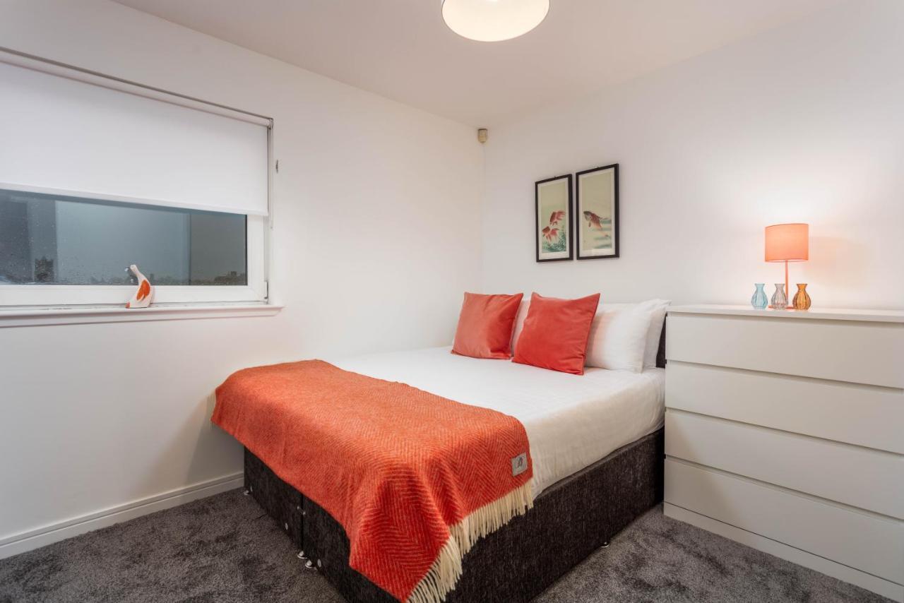Walker Suite No73 - Donnini Apartments Kilmarnock Eksteriør billede